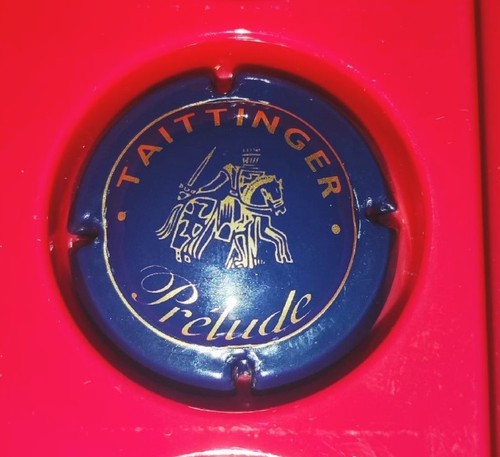 Capsule plaque muselet de - /,