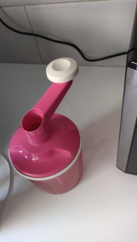 Speedy chef rose tupperware - chef,