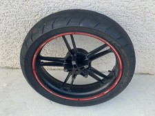 UNE JANTE ROUE ARRIERE NOIR