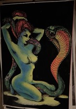 Affiche Femme Et Cobra Velours