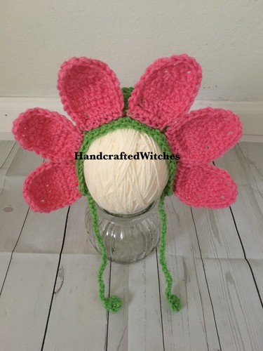 Crochet baby flower bonnet - crochet,