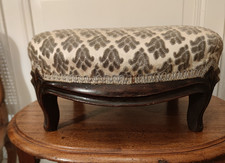 Repose pied en palissandre