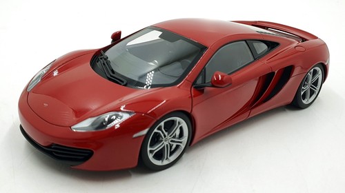 Autoart scale diecast - 1/18,