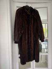 Très beau manteau en vison