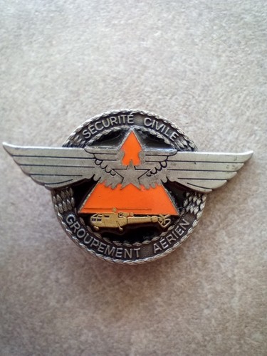 Médaille militaire insigne - médaille,