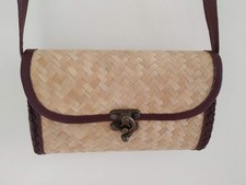 Petit sac vintage en raphia – tressé à la main