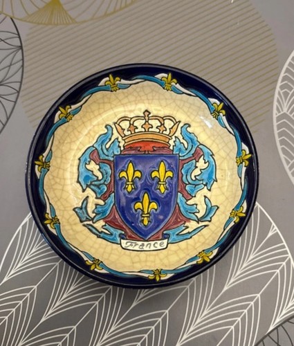 Petite assiette émaux de - en,