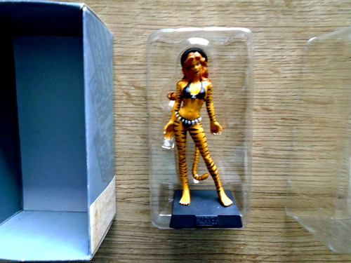 Figurine tigra par marvel - figurine,