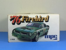 RARE MPC 1976 PONTIAC FIREBIRD ANNUAL KIT SEALED INSID # 1-7615 49 YEARS OLD 76