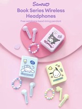 🌸 Hello Kitty Earphones