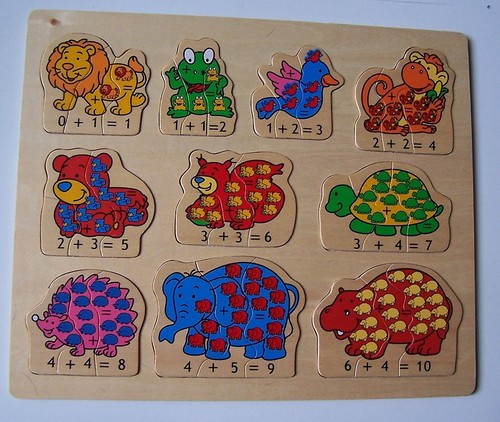 Puzzle bois éducatif - §,