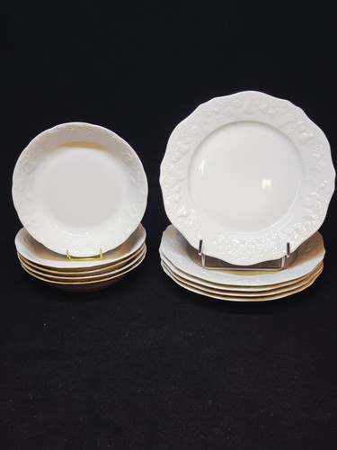Lot assiettes porcelaine - lot,