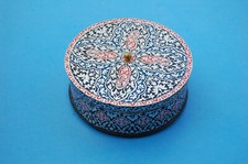 ANCIENNE BOITE cartonnée T tr