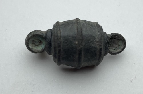 Objet ancien fibule romaine - objet, ,