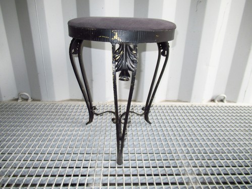 Ancien pouf tabouret - ancien, a