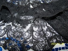 Dentelle ancienne en tulle