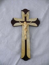 TRES ANCIEN CRUCIFIX bois