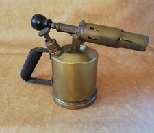 Ancienne lampe à souder