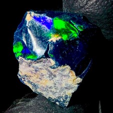 Pierre Précieuse Opale Noire