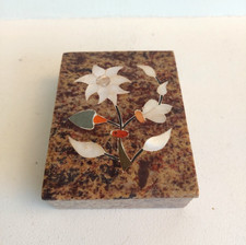 Jolie Boîte Ancienne En