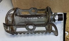 pedale de velo bout fermé et