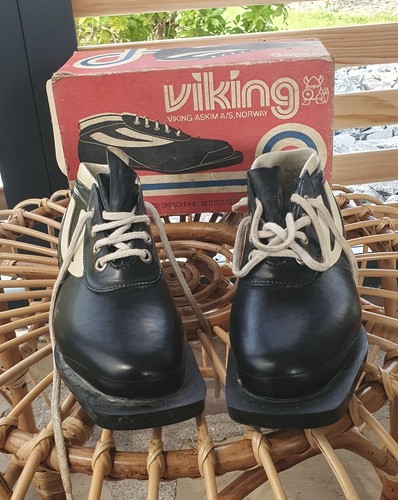 Ancienne paire chaussures - ancienne,