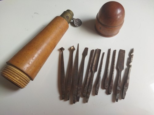 Ancien artisan gros outil - artisan,