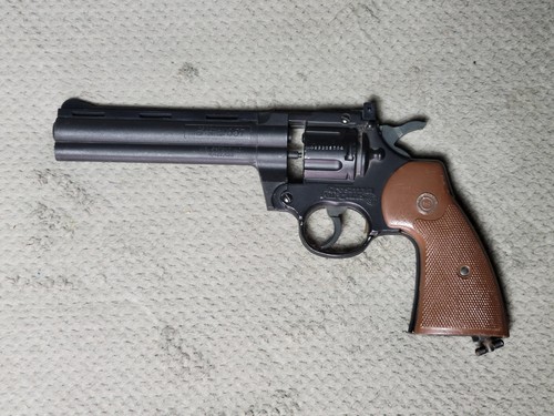Crosman coleman company co2 - coleman,