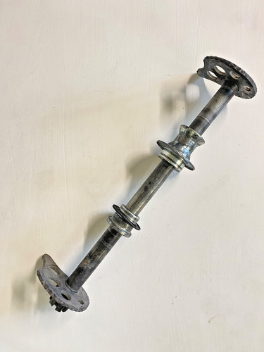Axe roue arrière - , 600