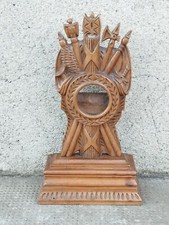 porte montre bois sculpte