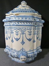 Fontaine d'applique ancienne