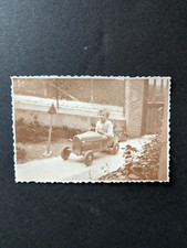 Photo toy car pedal to identify (8.5x6)