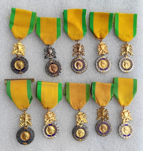 Lot medailles militaires - de,
