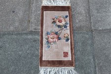 Vintage Soie Tapis Main Fabriqué Art Déco Chinois Oriental Marron Petit 63x31cm