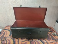 Ancienne cantine malle des