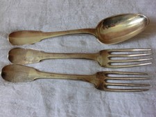 3 ANTIQUE SOLID SILVER CUTLERY SEE PUNCHES