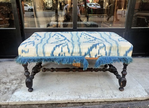 Banc majorquin ancien en - majorquin, ancien.