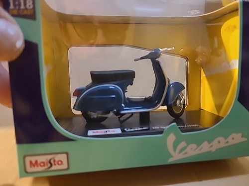 Scooter piaggio vespa - piaggio,