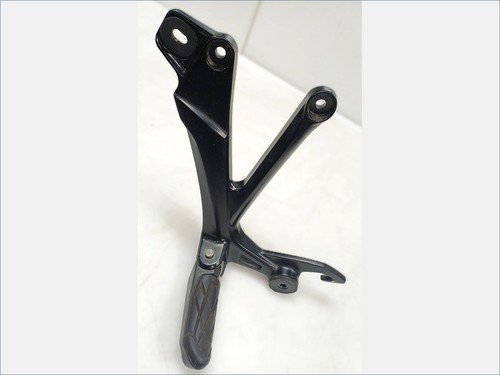 Platine repose pied arg suzuki - pied,