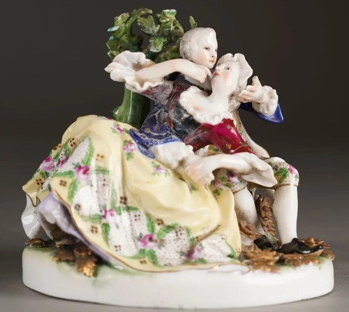 Belle figurine groupe - belle,