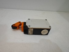 Interrupteur De Position Métallique Encastré SIEMENS 3SE2303-1E