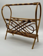 PORTE REVUE VINTAGE EN ROTIN