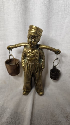 Figurine laiton massif - en,