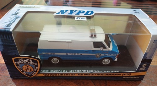 Dodge ram b250 nypd greenlight - dodge,