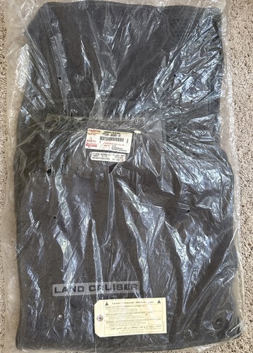 New genuine toyota floor mats - new,
