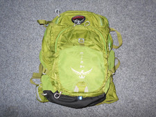 OSPREY MIRA 34 LIGHT GREEN RUGGED HIKING BACKPACK W/RAIN COVER                B2