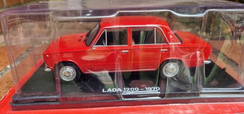 Lada 1200 1980 hachette - lada,