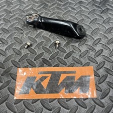 Étrier Fixation Repose-Pied Repose-Pieds Arrière Droite KTM DUKE 390 2018-2023