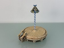 Figurine bourdon présentoir