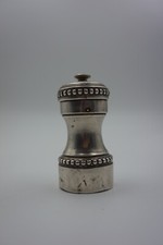 ANCIEN MOULIN À POIVRE EN